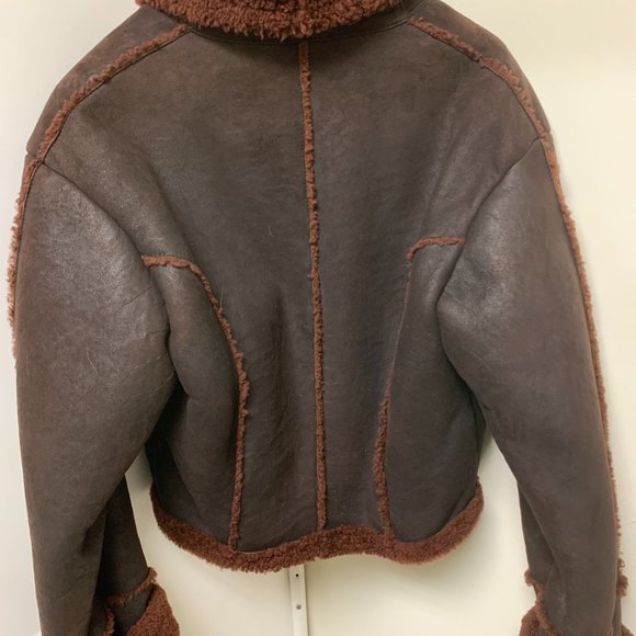 Robrik Dark Brown Cropped Shearling - Picture 5 of 5